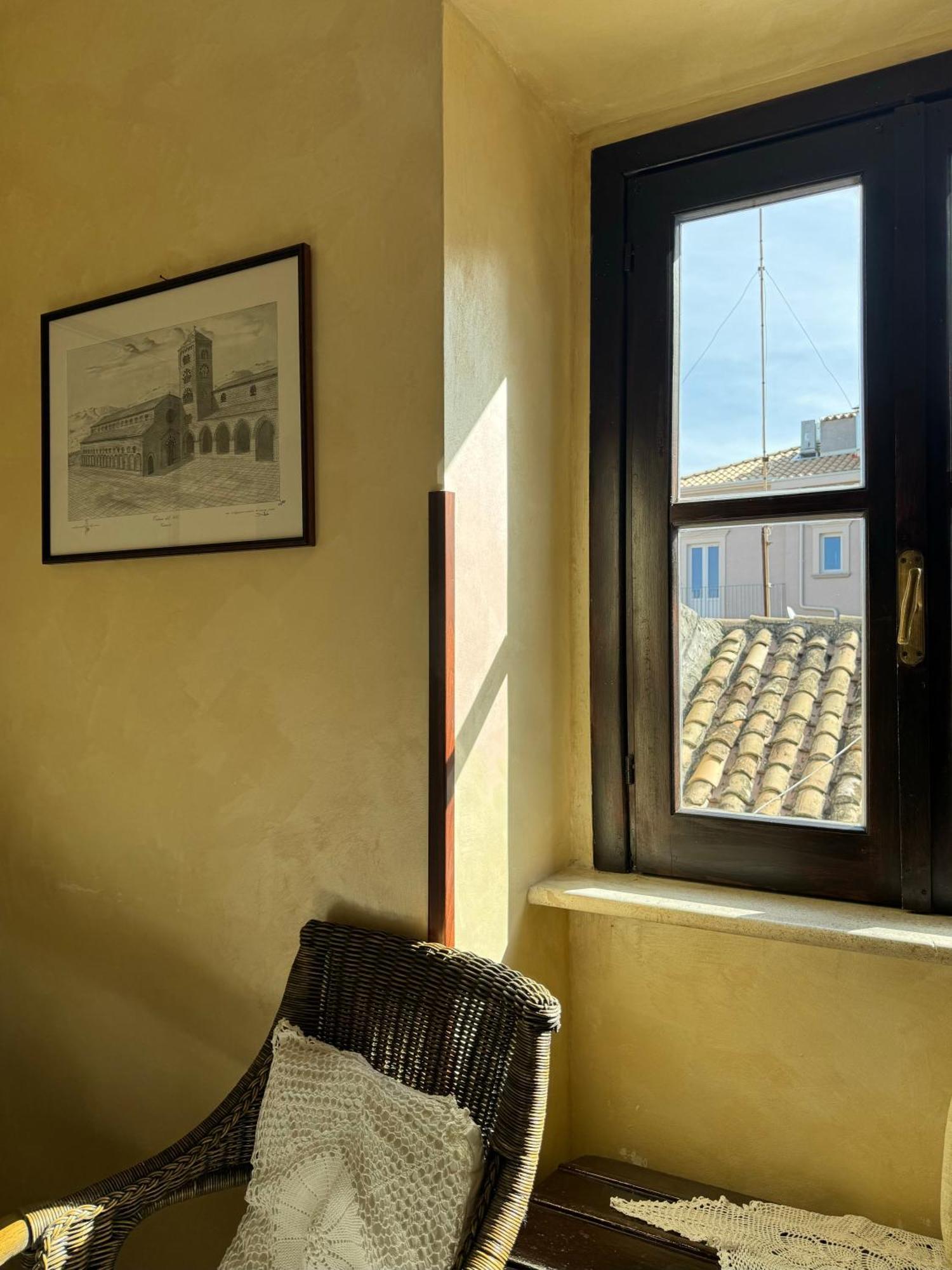 B&B Rivellini โตรเปอา ภายนอก รูปภาพ