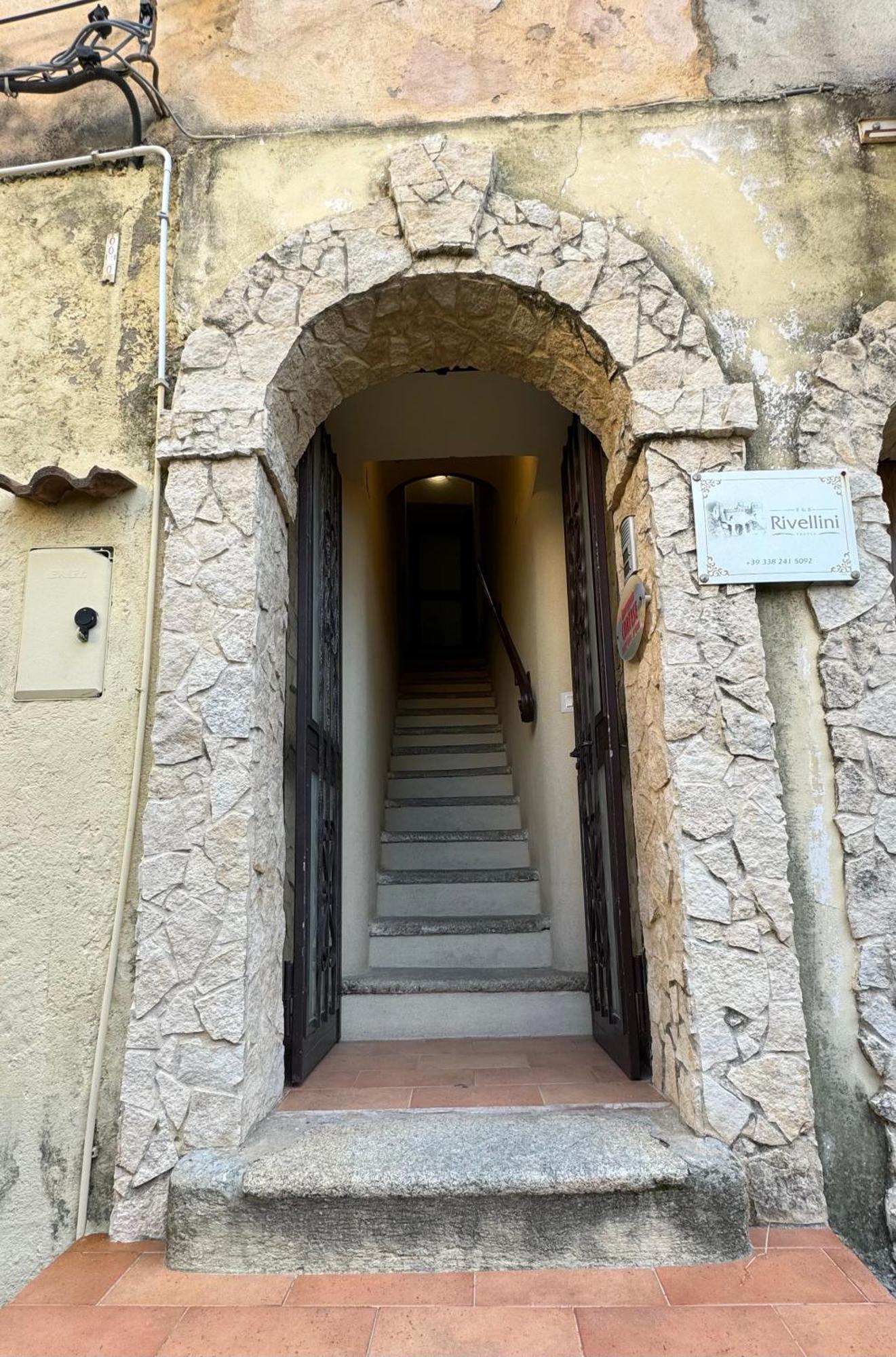 B&B Rivellini โตรเปอา ภายนอก รูปภาพ