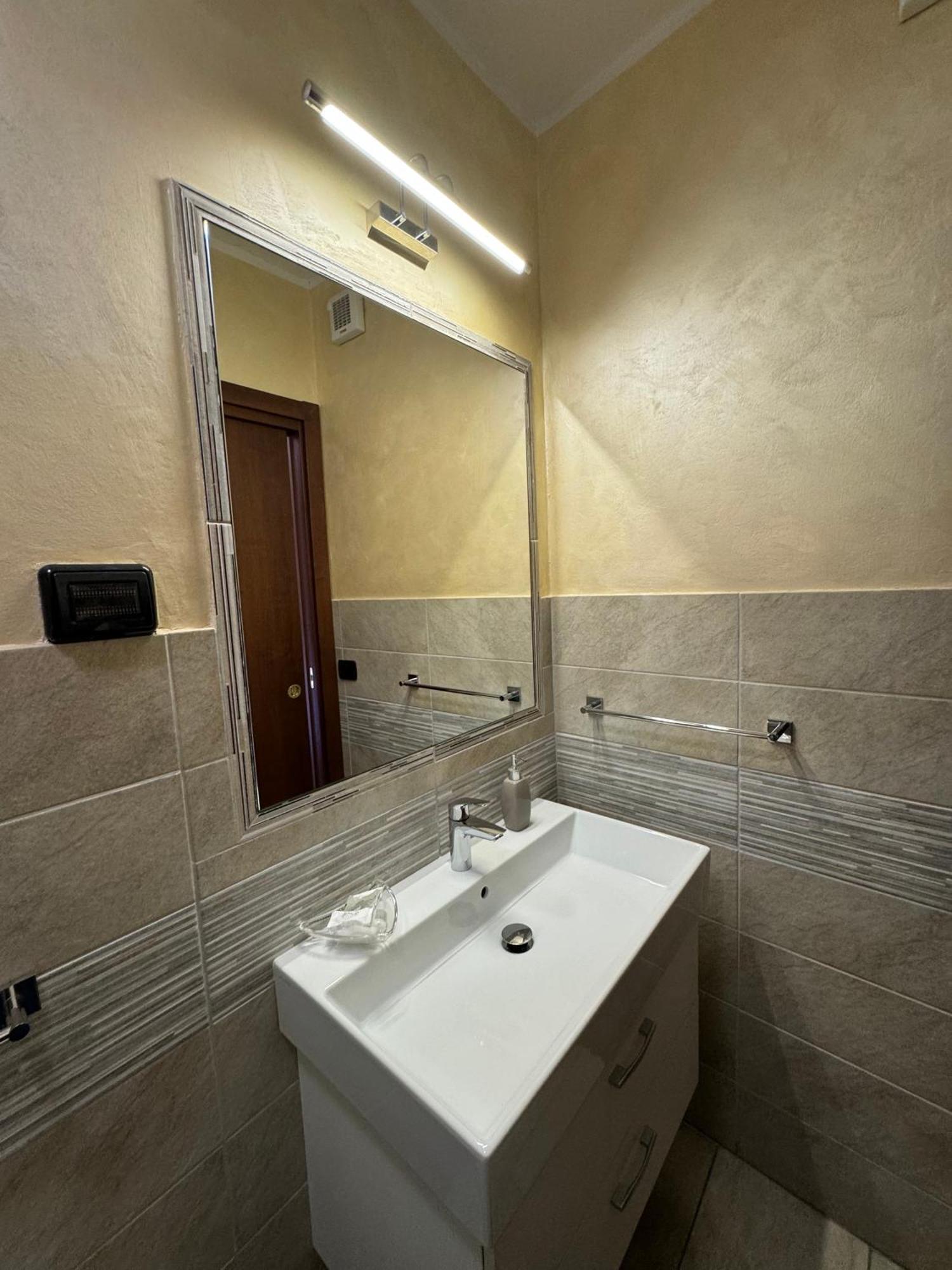 B&B Rivellini โตรเปอา ภายนอก รูปภาพ