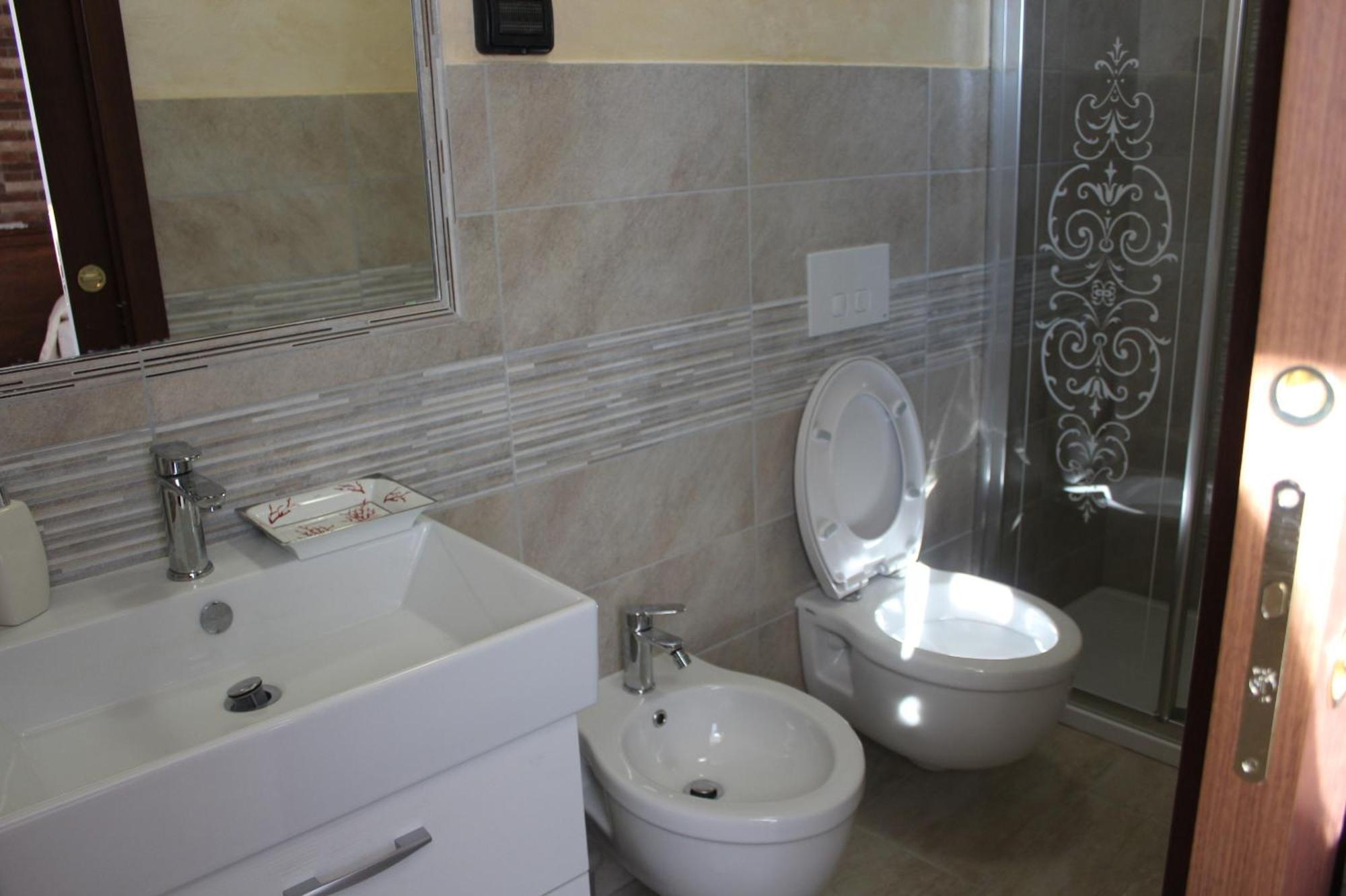 B&B Rivellini โตรเปอา ภายนอก รูปภาพ