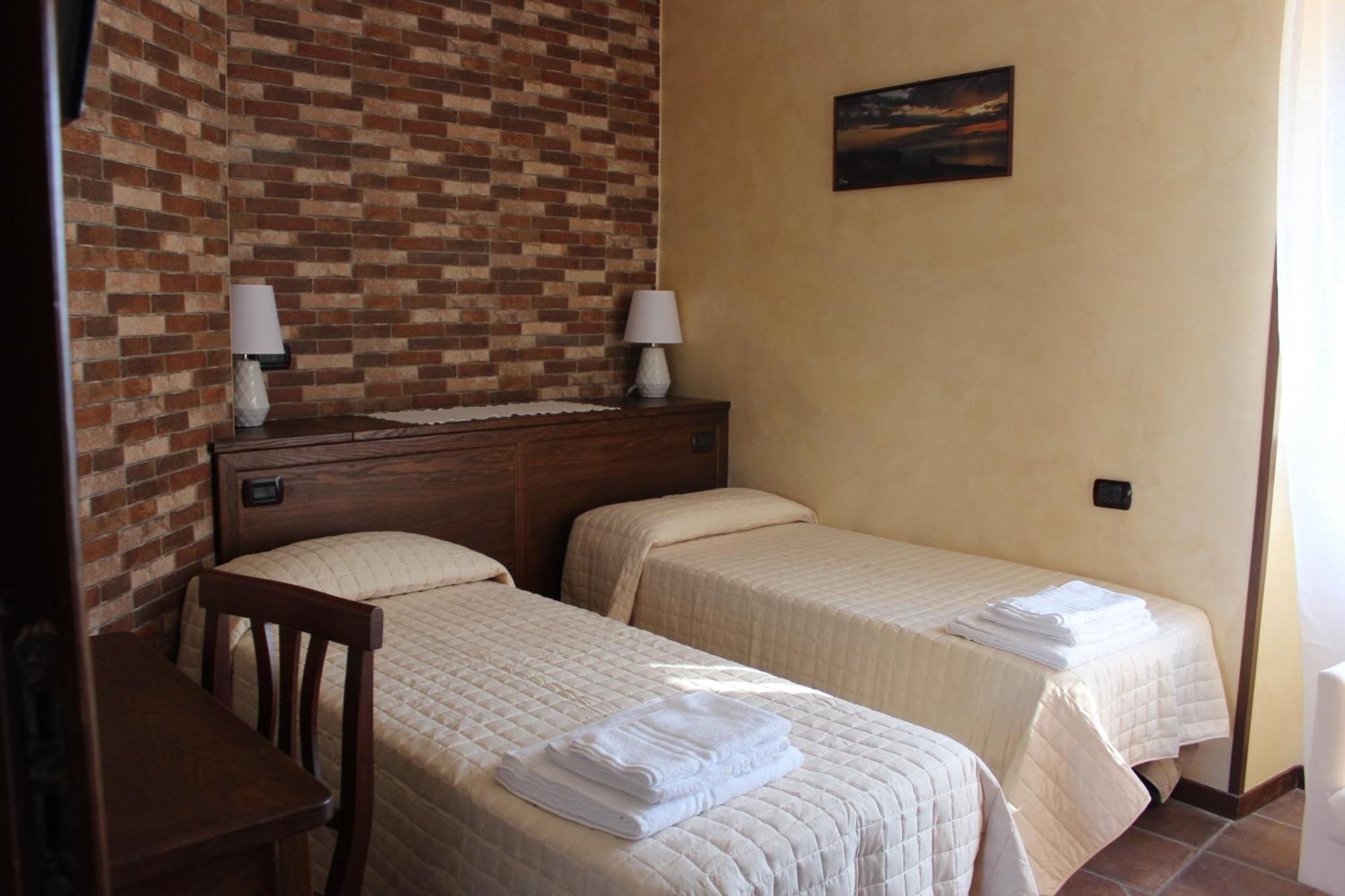 B&B Rivellini โตรเปอา ภายนอก รูปภาพ